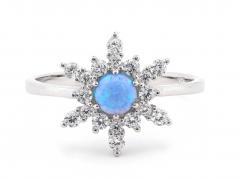 Stříbrný prsten vločka s modrým opálem a zirkony